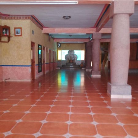Olivos Habitacion Cuadruple Tequisquiapan Eksteriør billede
